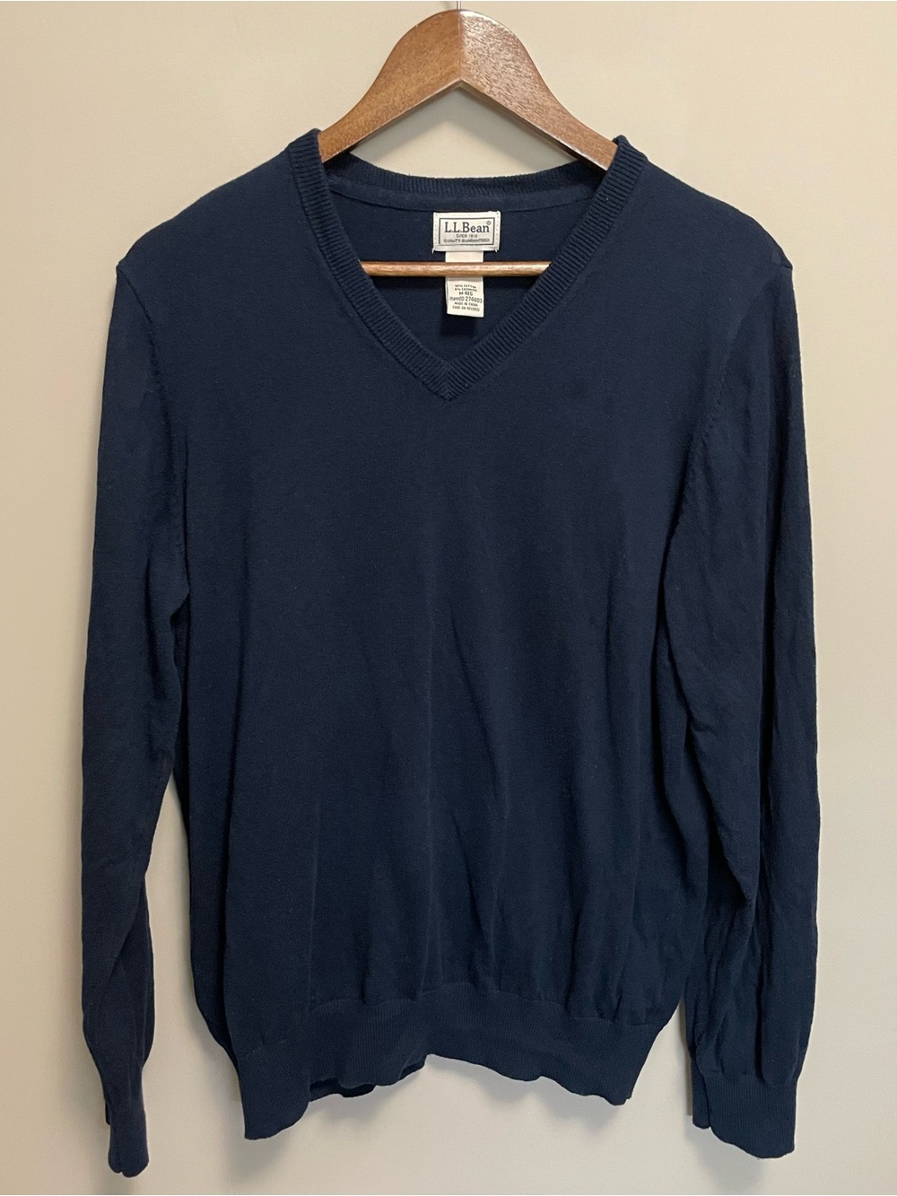 L.L. Bean Men's Navy Cotton Cashmere V-Neck Sweater Medium